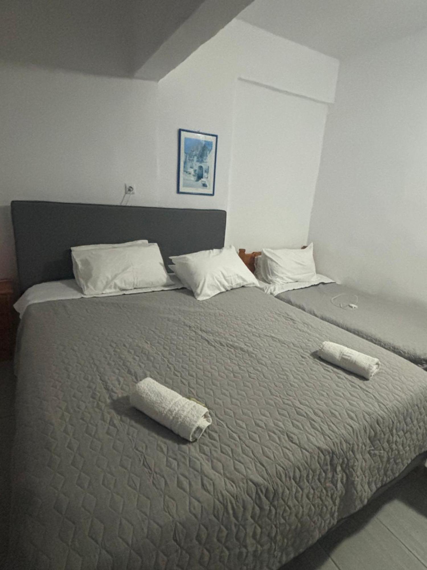 Scirocco Rooms Loutrón Luaran gambar