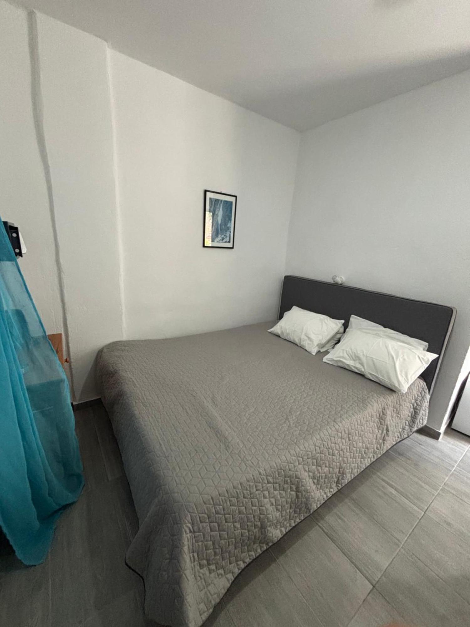 Scirocco Rooms Loutrón Luaran gambar