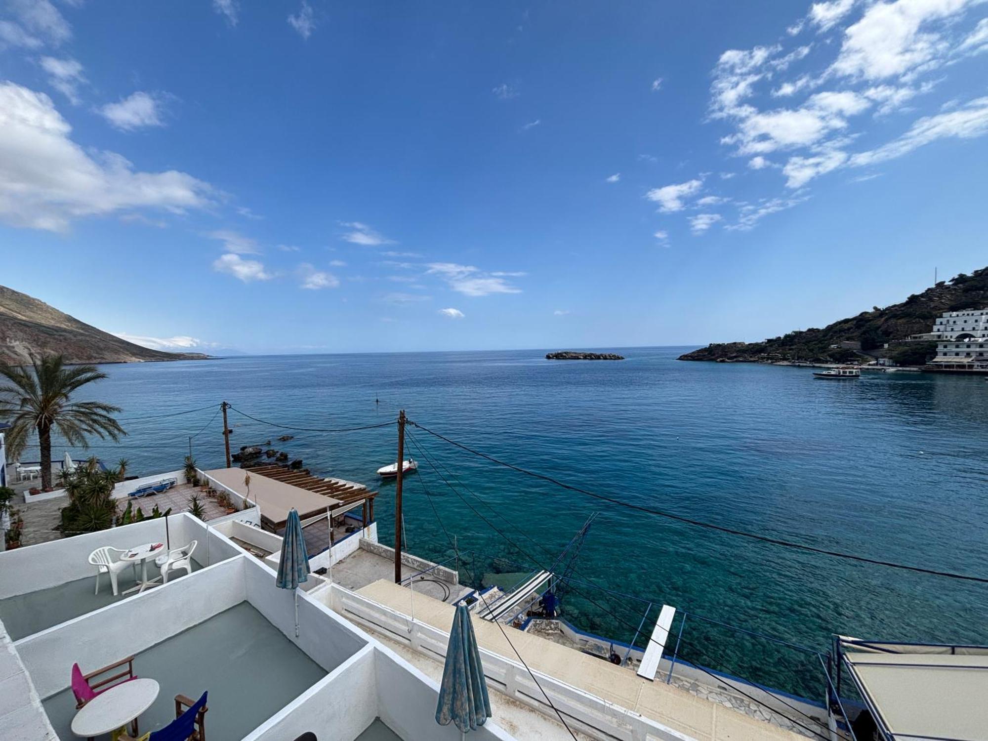 Scirocco Rooms Loutrón Luaran gambar