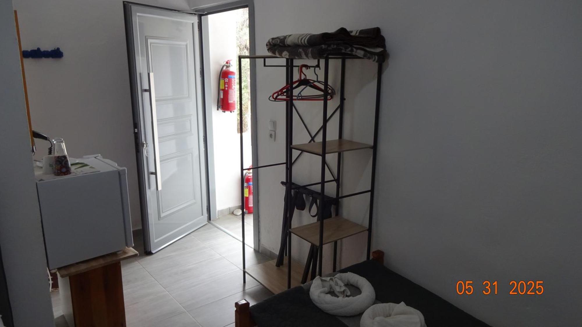 Scirocco Rooms Loutrón Luaran gambar