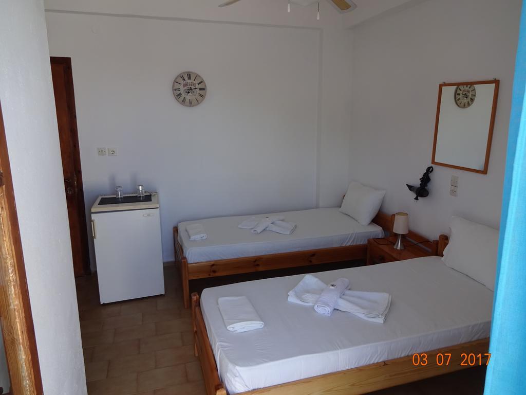 Scirocco Rooms Loutrón Luaran gambar