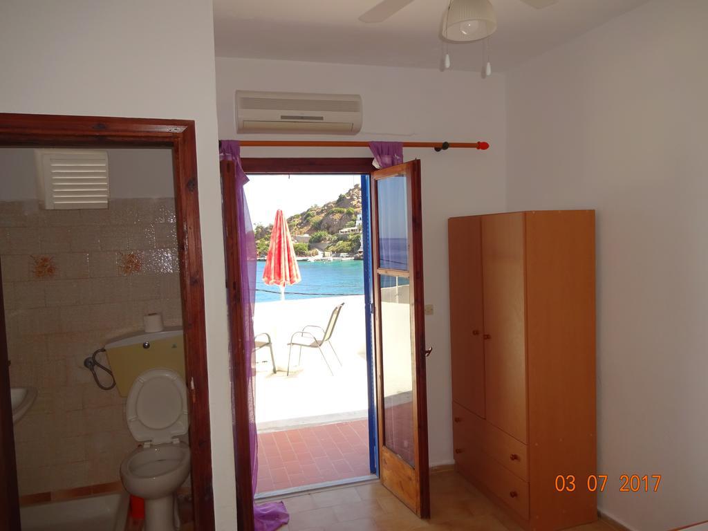 Scirocco Rooms Loutrón Luaran gambar