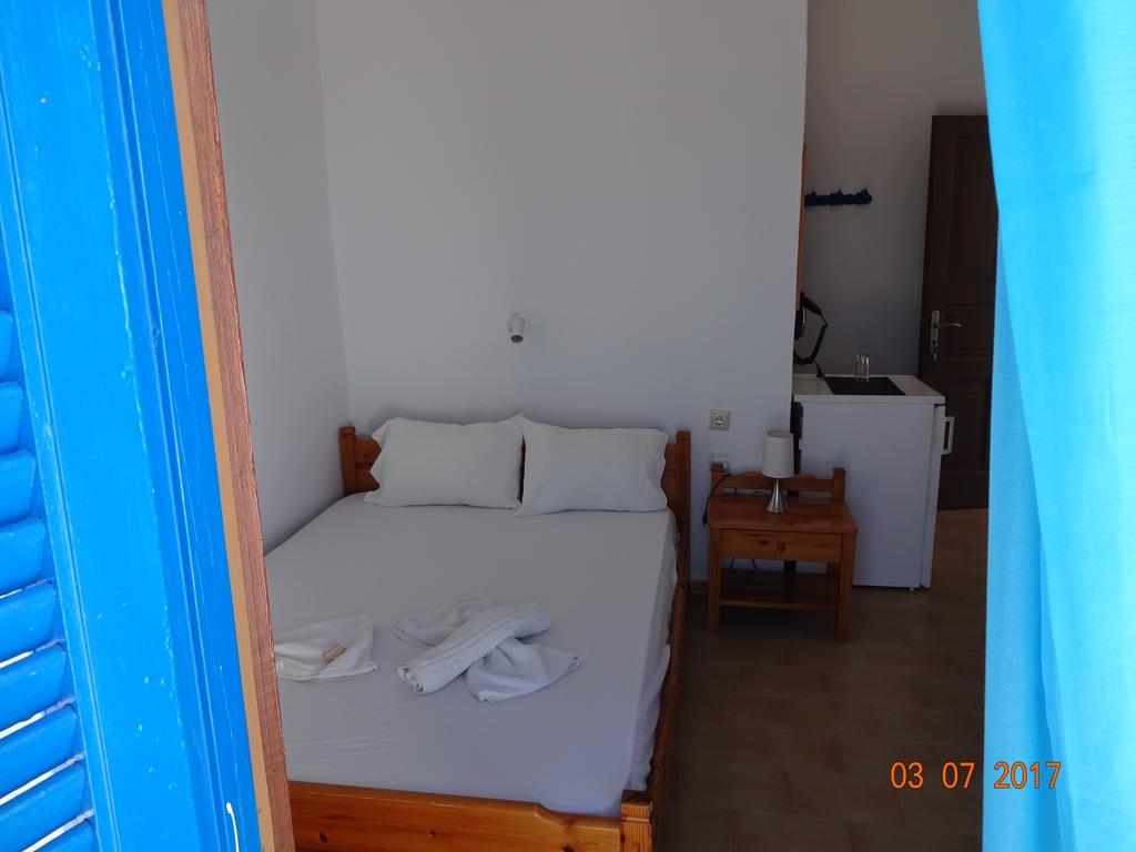 Scirocco Rooms Loutrón Luaran gambar