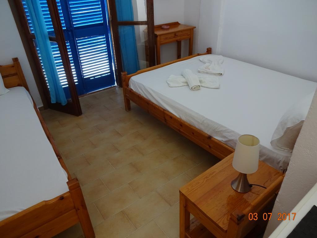 Scirocco Rooms Loutrón Luaran gambar