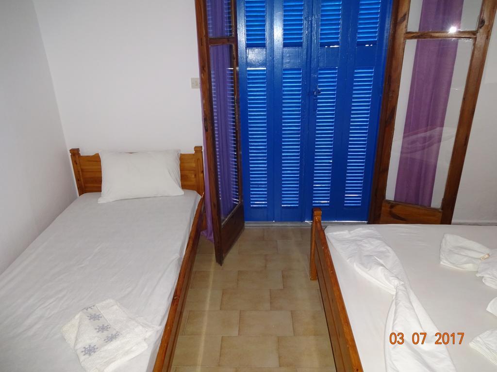 Scirocco Rooms Loutrón Luaran gambar