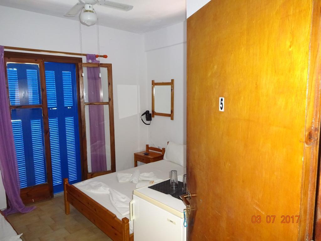 Scirocco Rooms Loutrón Luaran gambar