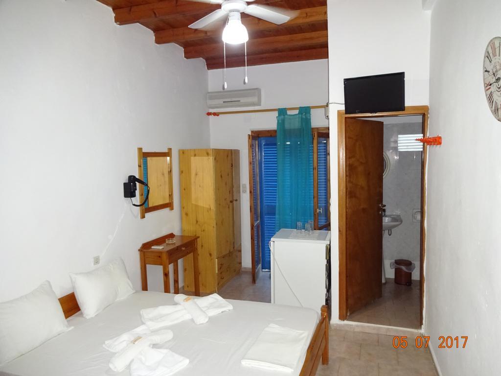 Scirocco Rooms Loutrón Luaran gambar