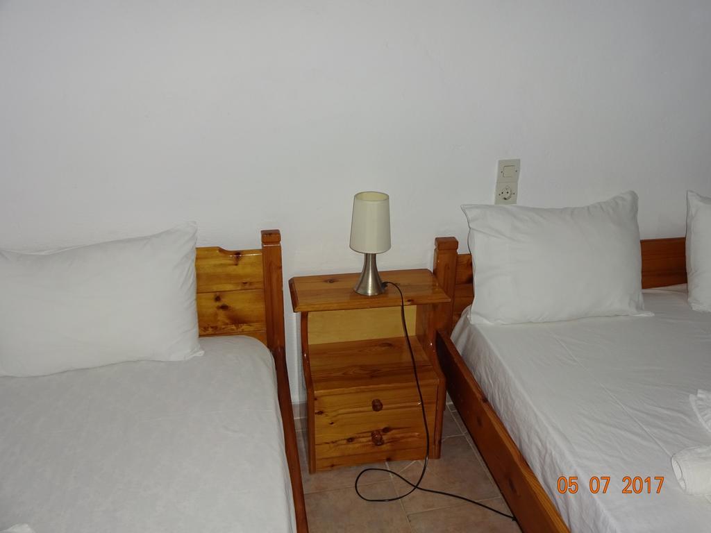 Scirocco Rooms Loutrón Luaran gambar