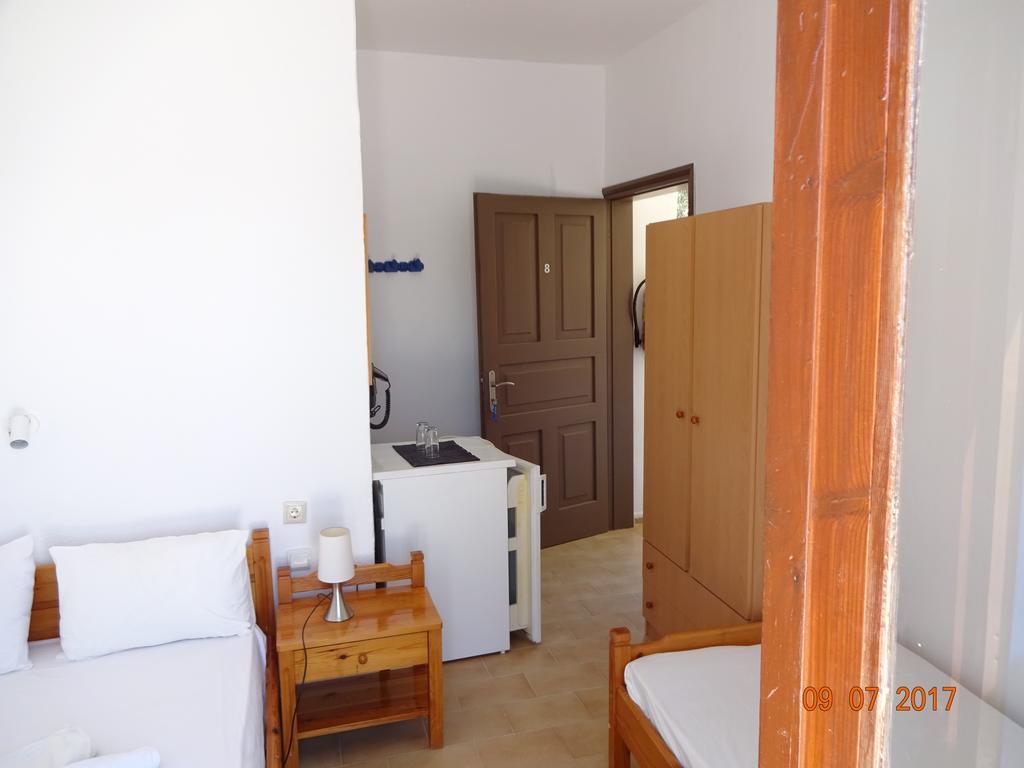 Scirocco Rooms Loutrón Luaran gambar